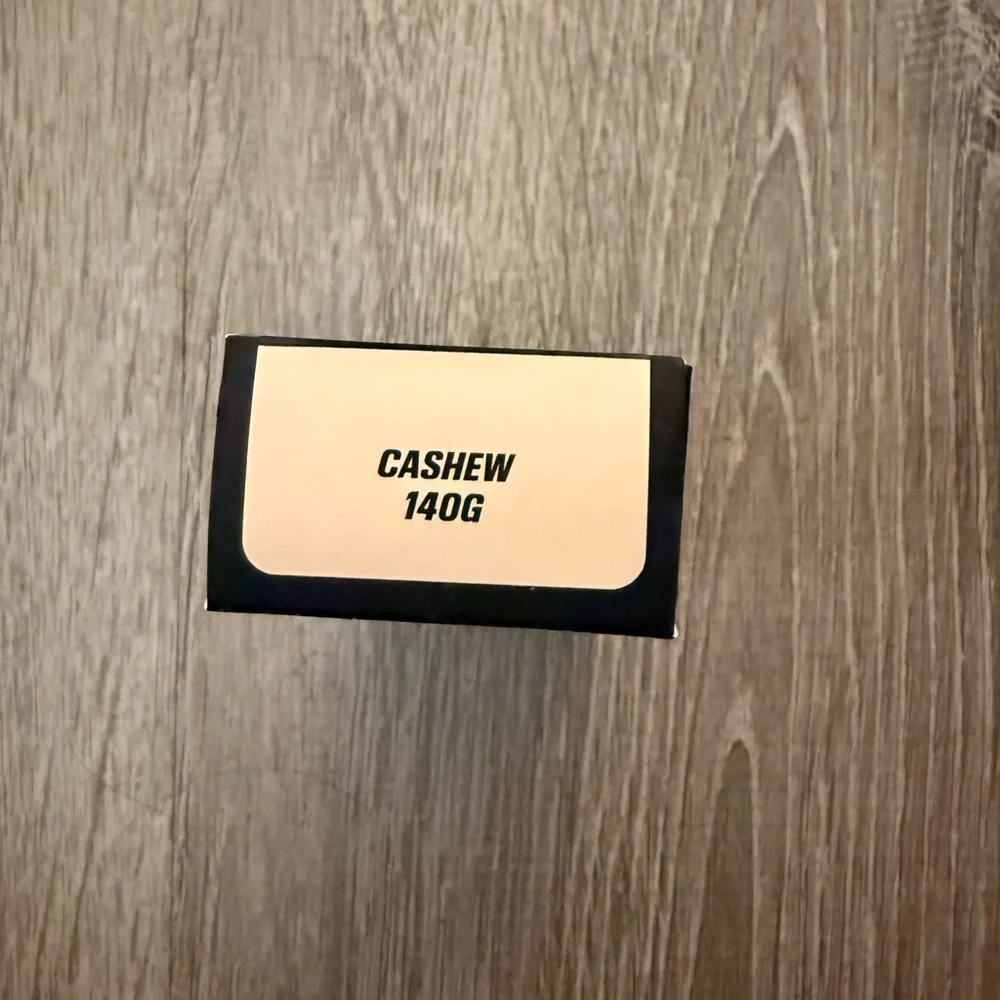 Huda Beauty Easy Blur Foundation - Cashew 140G